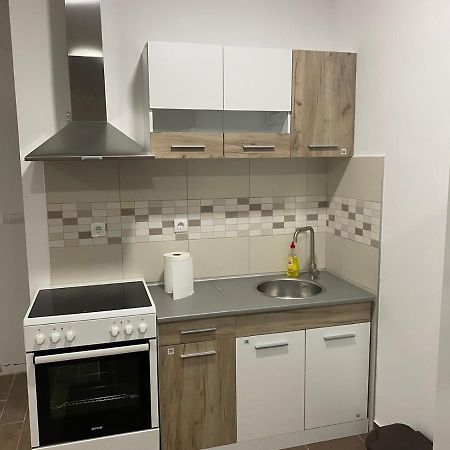 Dunja 1 Apartment Filmski Grad Ngoại thất bức ảnh