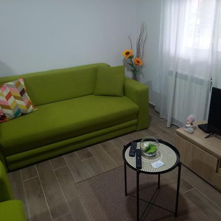 Dunja 1 Apartment Filmski Grad Ngoại thất bức ảnh