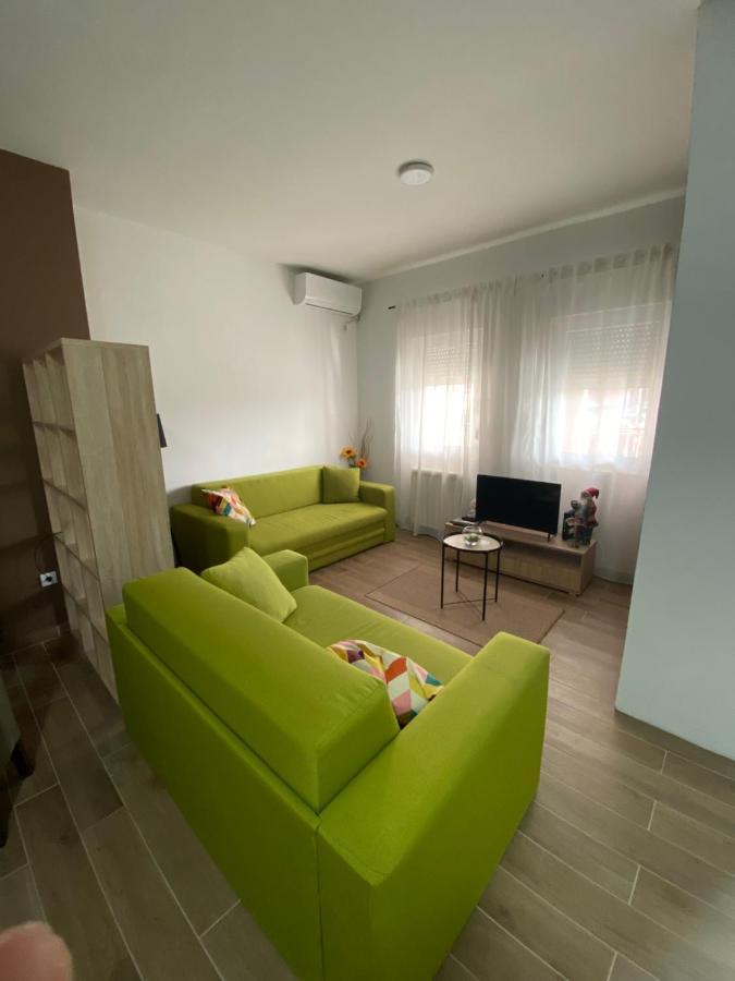 Dunja 1 Apartment Filmski Grad Ngoại thất bức ảnh