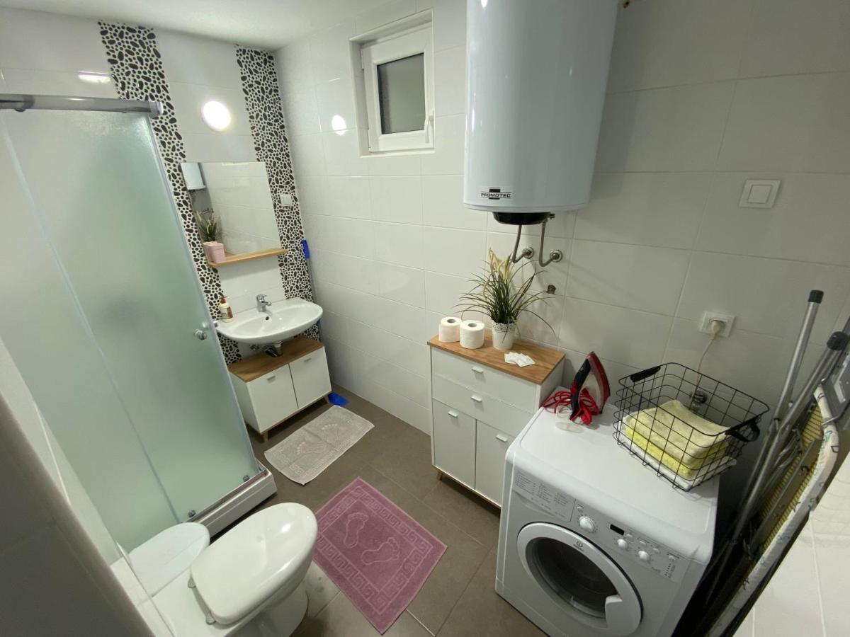 Dunja 1 Apartment Filmski Grad Ngoại thất bức ảnh