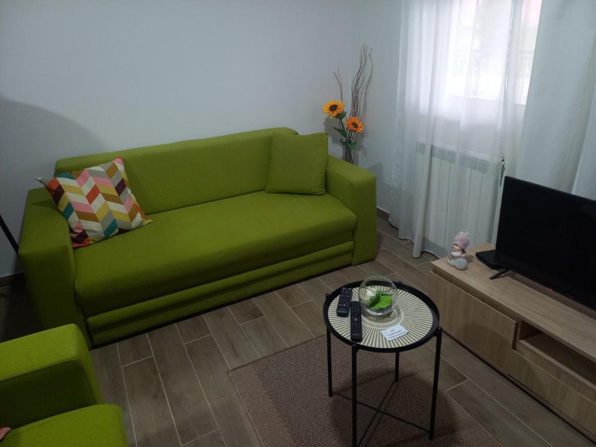 Dunja 1 Apartment Filmski Grad Ngoại thất bức ảnh